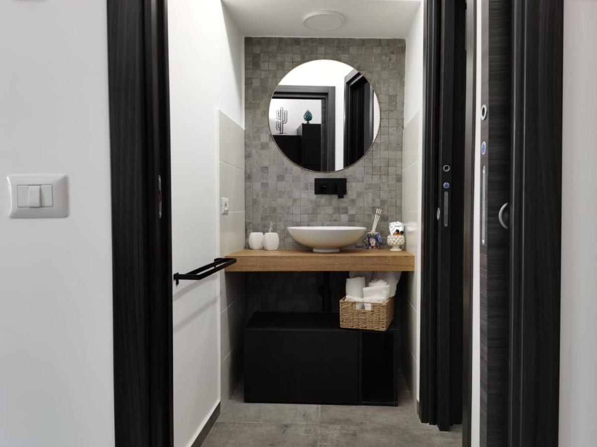 Cavour 45 - Ortigia Apartments Syracuse Luaran gambar