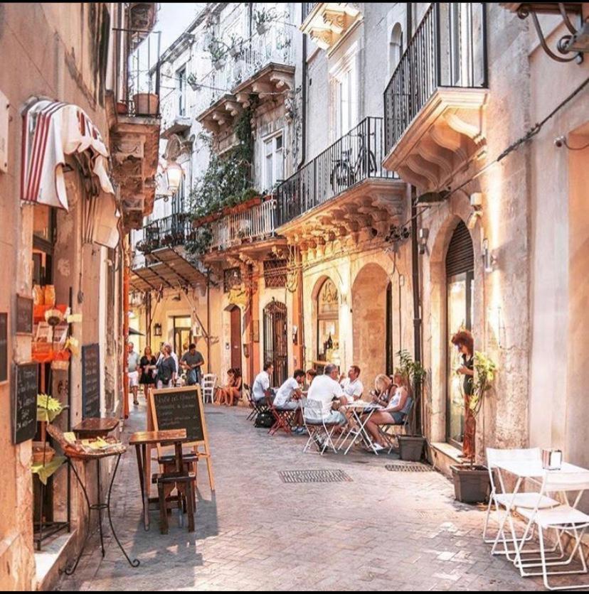 Cavour 45 - Ortigia Apartments Syracuse Luaran gambar
